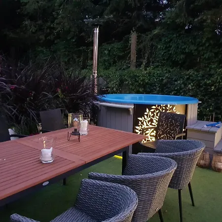 Inosasino Z Basenem I Sauna