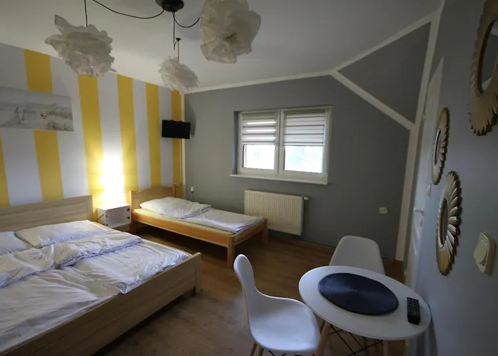 Inosasino Z Basenem I Sauna Homestay szállás *